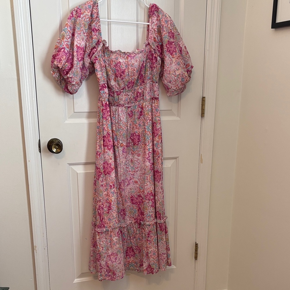 Fate Pink Floral Puff-Sleeve Midi Dress